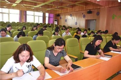 上街区金华小学召开党风廉政建设暨教师职业道德考核工作会议